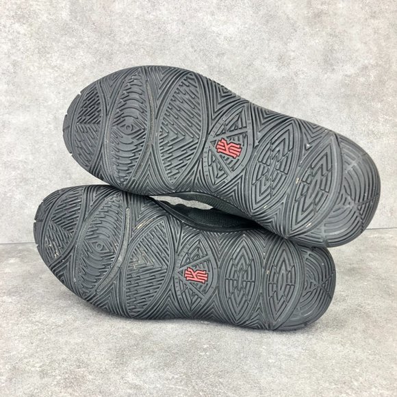 Nike GS Kyrie 5 High Top Sneakers, AQ2456-016, Black Red, Youth 6 - Picture 7 of 9